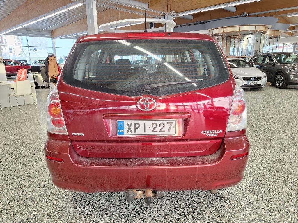 Toyota Corolla Verso 2007 Punainen