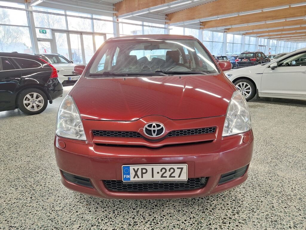 Toyota Corolla Verso 2007 Punainen