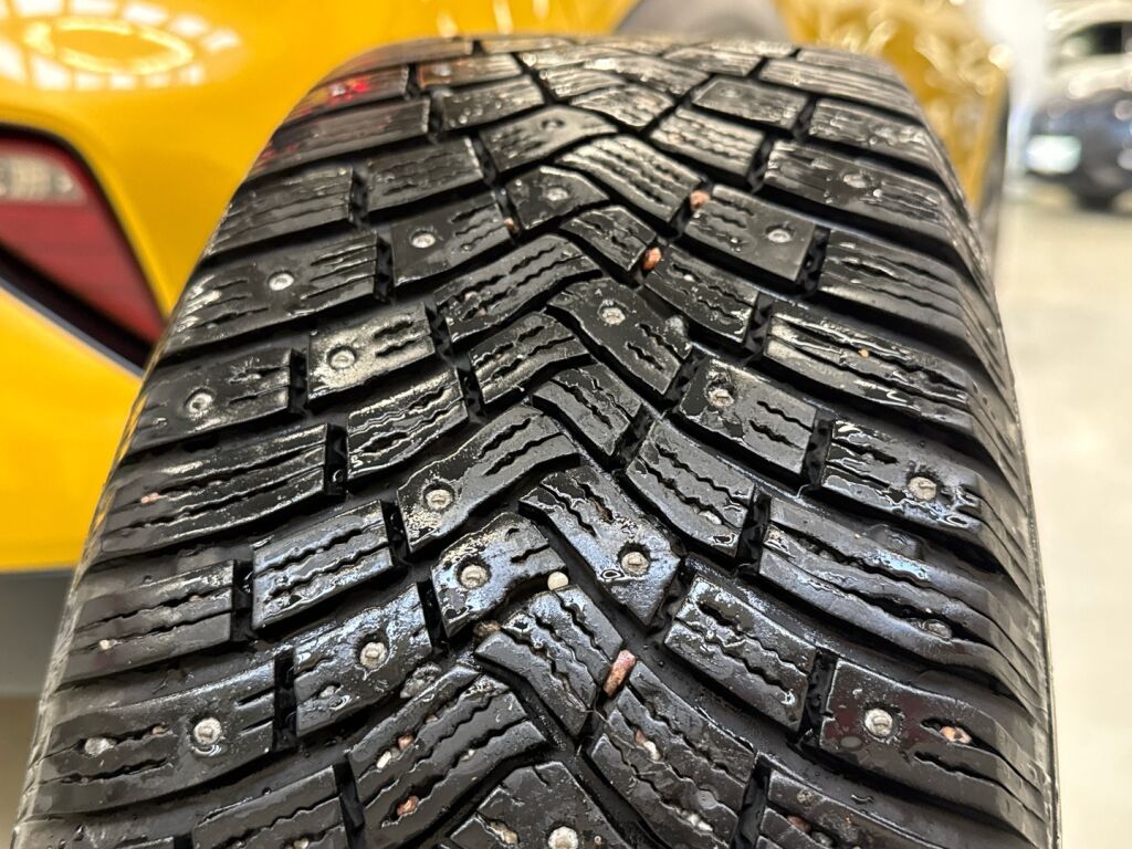 Kia XCeed 2020 Keltainen