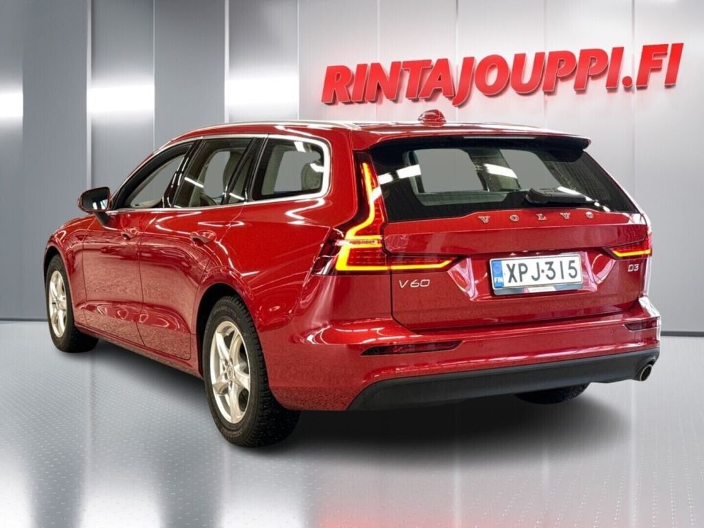 Volvo V60 2020 Punainen