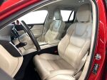 Volvo V60 2020 Punainen