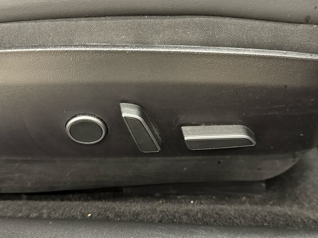 Tesla Model 3 2021 Valkoinen