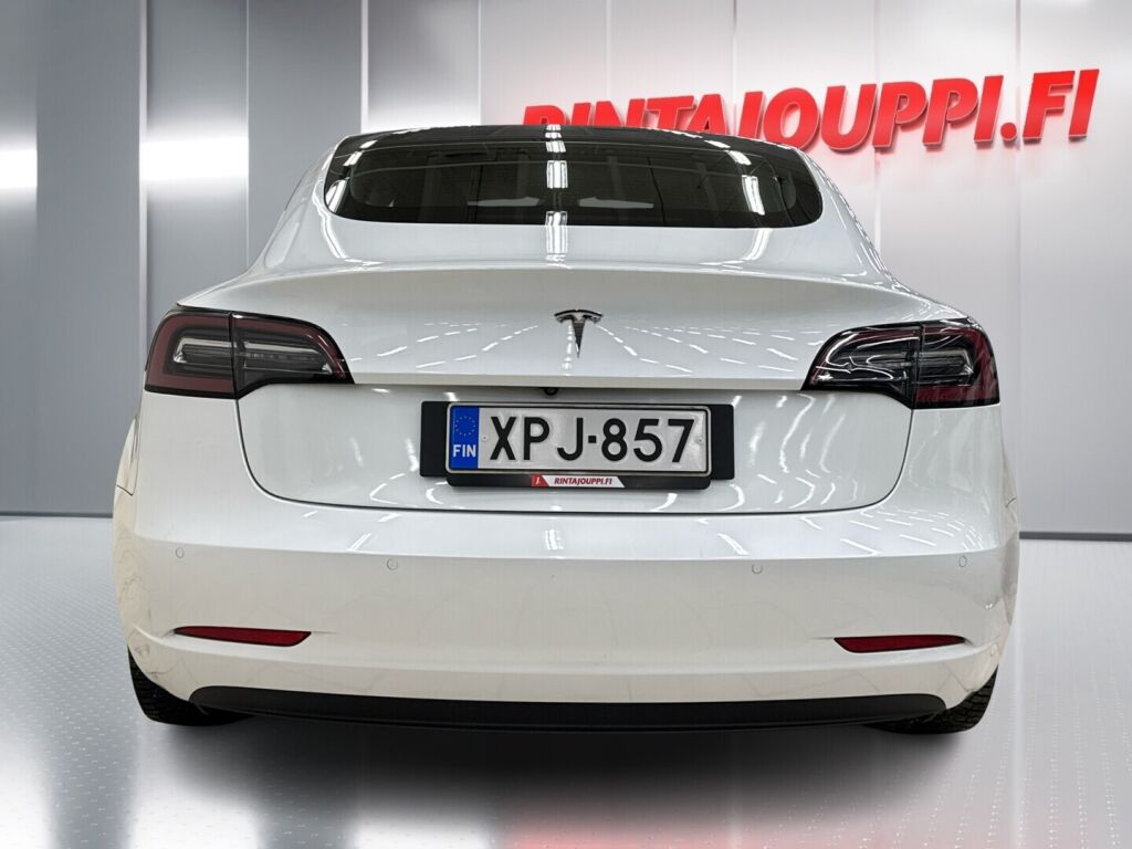 Tesla Model 3 2021 Valkoinen