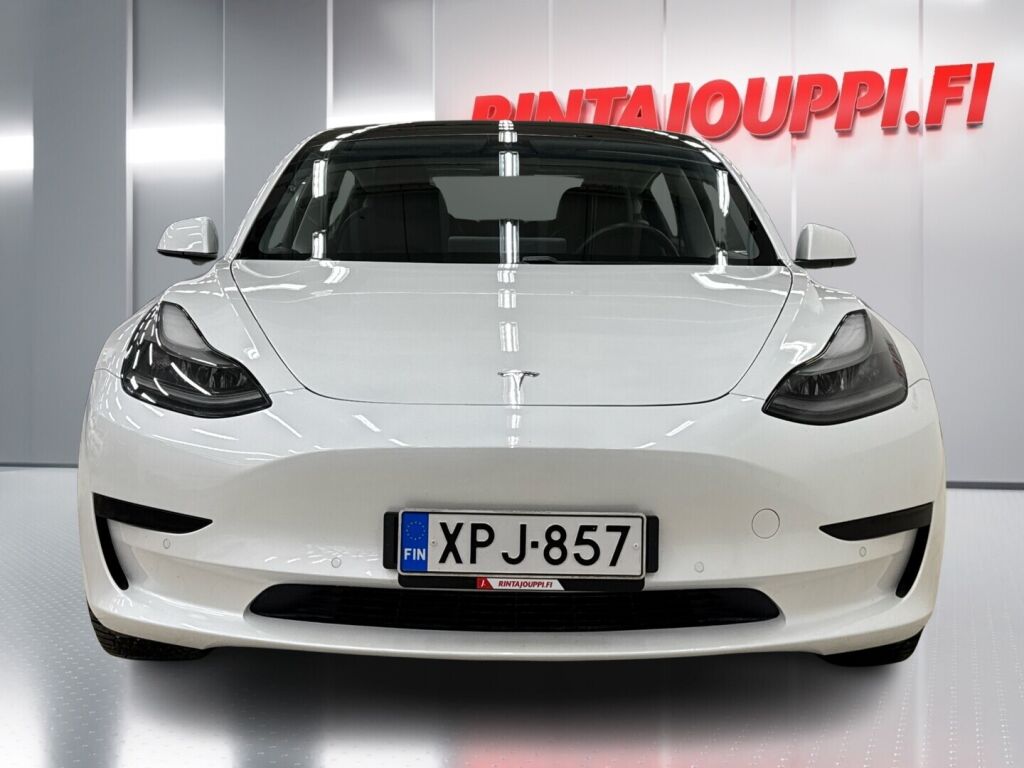 Tesla Model 3 2021 Valkoinen
