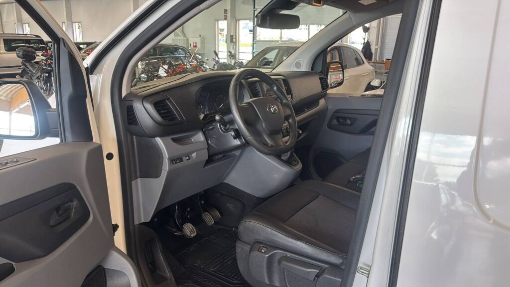 Toyota Proace 2020 Valkoinen