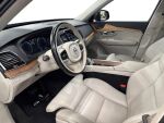 Volvo XC90 2020 Musta