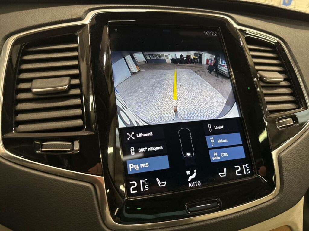 Volvo XC90 2020 Musta