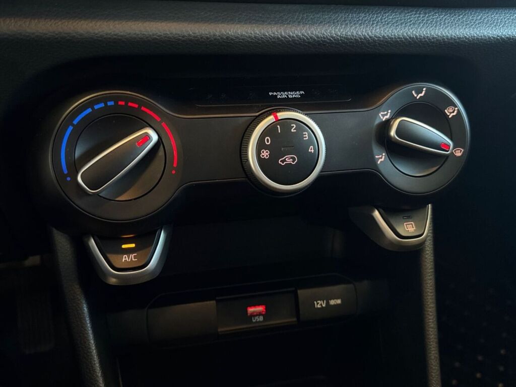 Kia Picanto 2021 Valkoinen