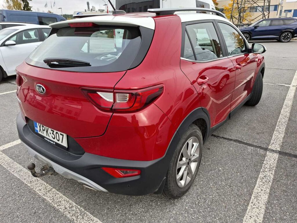 Kia Stonic 2021 Punainen