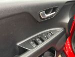 Kia Stonic 2021 Punainen