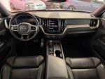 Volvo XC60 2021 Musta