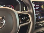 Volvo XC60 2021 Musta