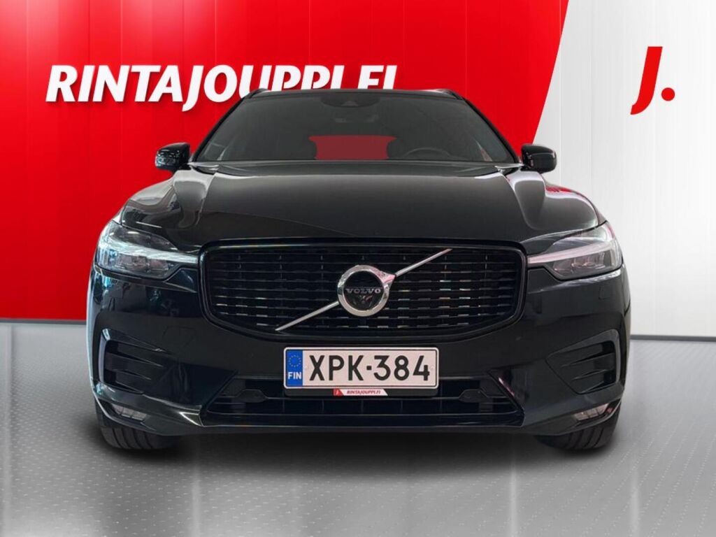 Volvo XC60 2021 Musta