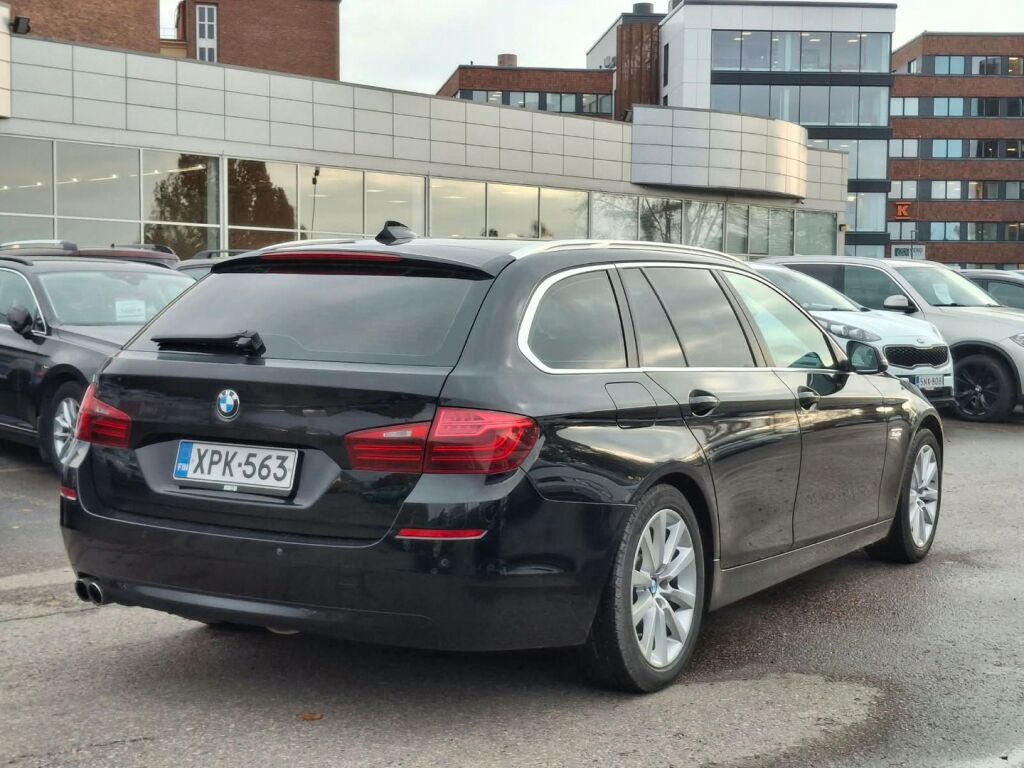 BMW 520 2017 Musta