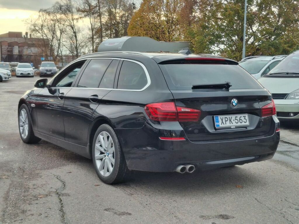 BMW 520 2017 Musta
