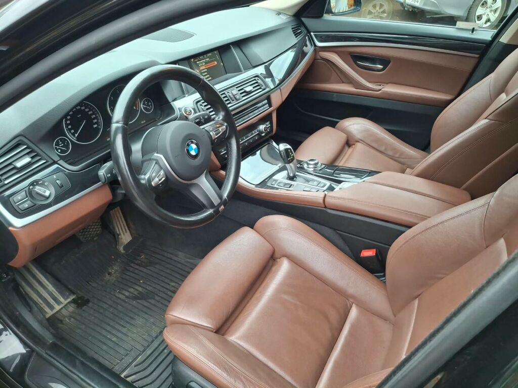 BMW 520 2017 Musta
