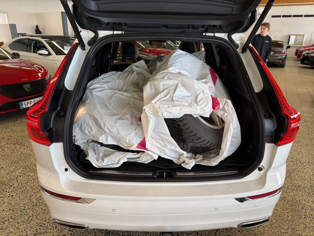 Volvo XC60 2017 Valkoinen