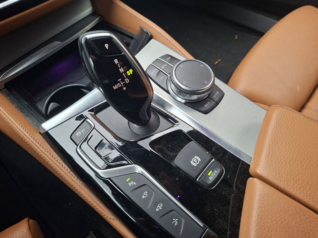 BMW 630 Gran Turismo 2018 Harmaa