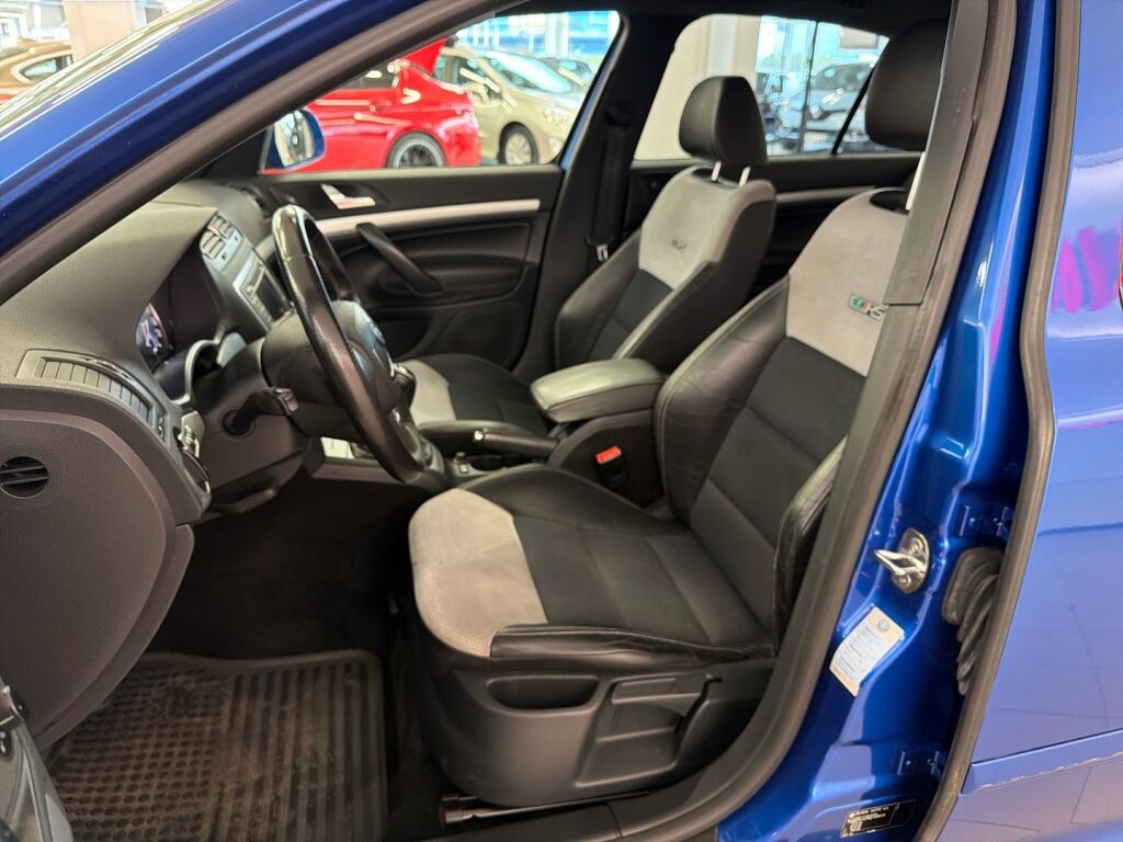 Skoda Octavia 2011 Sininen