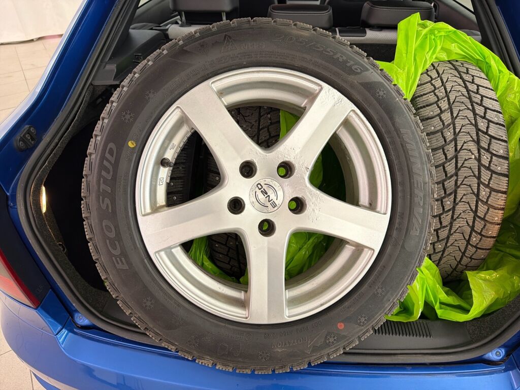 Skoda Octavia 2011 Sininen