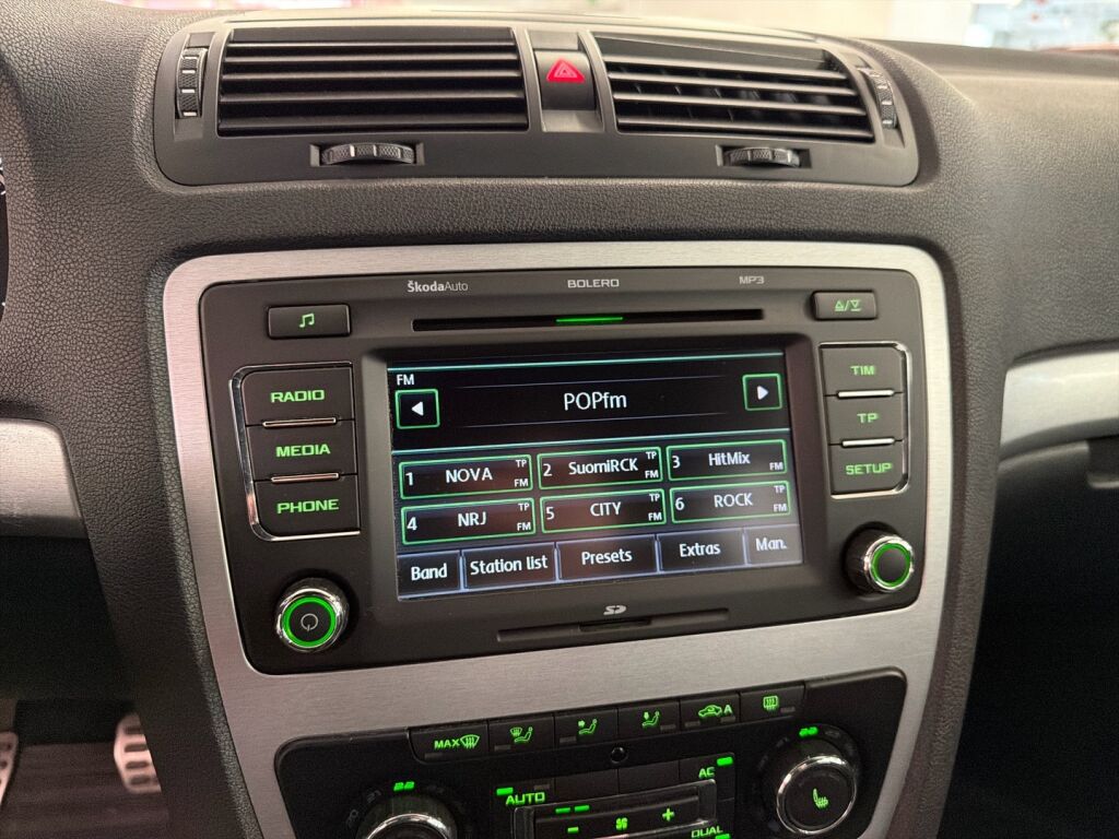 Skoda Octavia 2011 Sininen