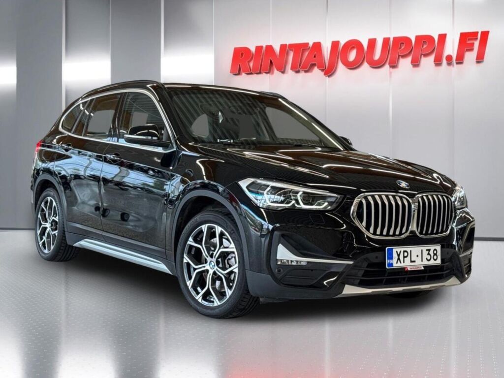 BMW X1 2021 Musta