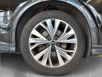 Audi Q4 e-tron 2023 Musta