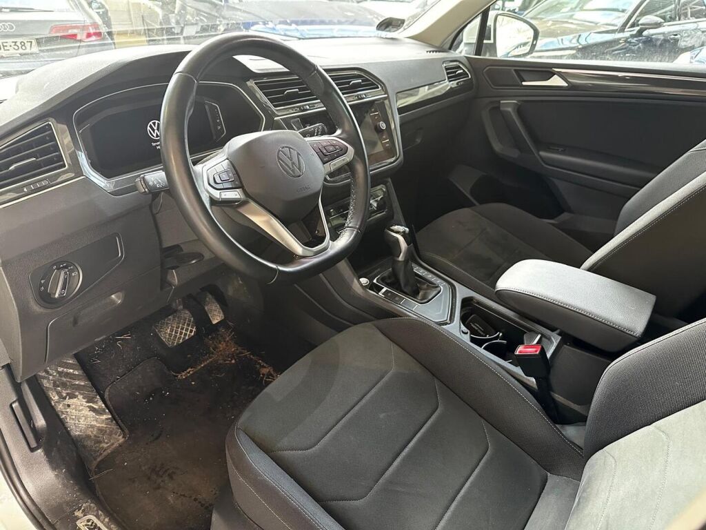 Volkswagen Tiguan 2021 Valkoinen