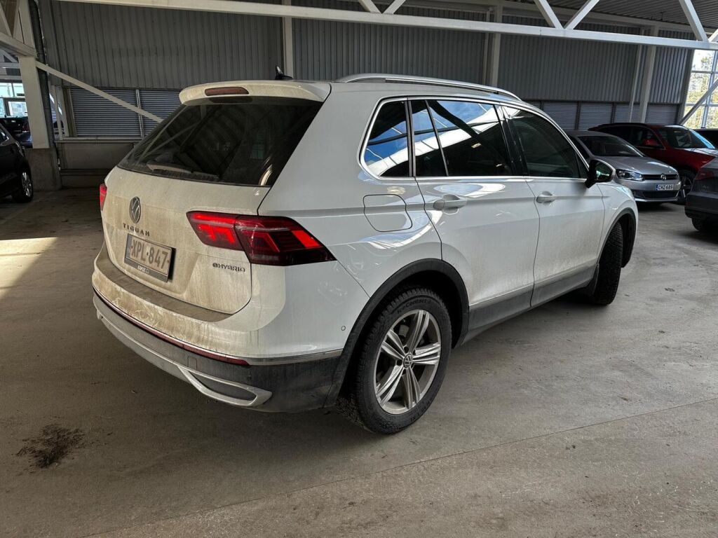 Volkswagen Tiguan 2021 Valkoinen