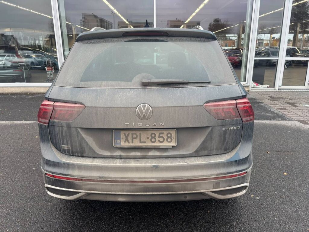 Volkswagen Tiguan 2021 Sininen
