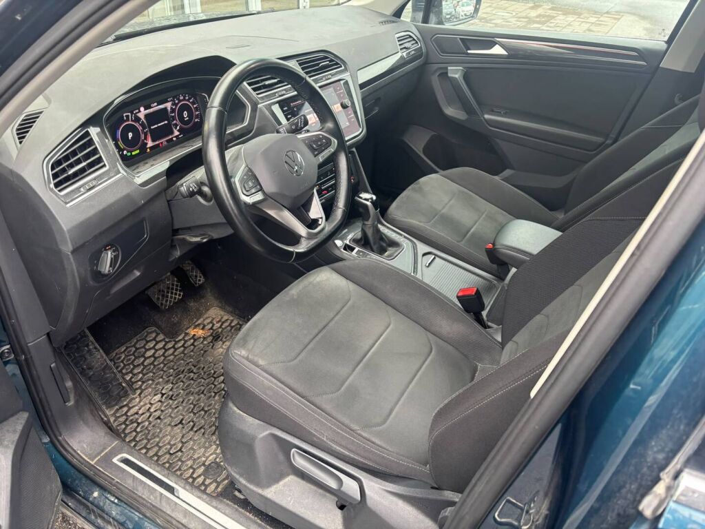 Volkswagen Tiguan 2021 Sininen