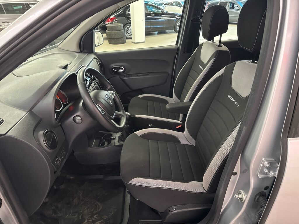 Dacia Lodgy 2021 Harmaa