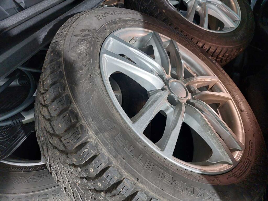 BMW X1 2021 Musta