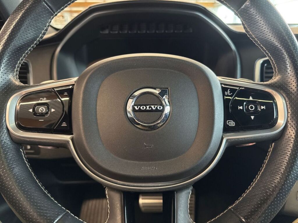 Volvo XC90 2017 Sininen