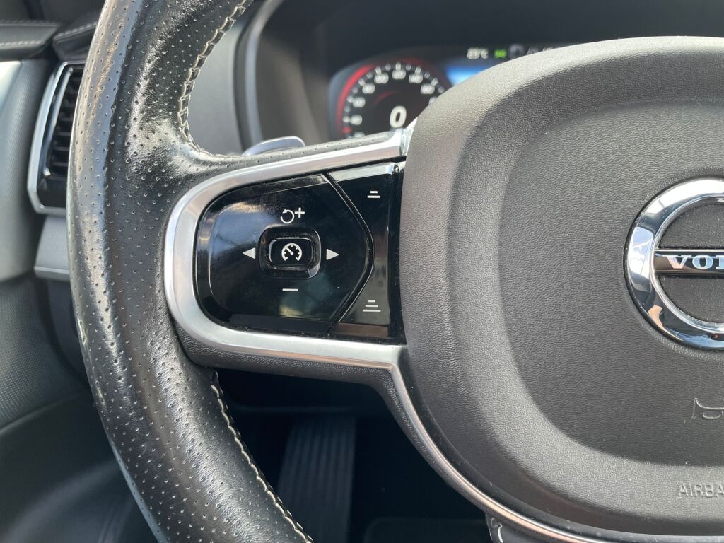 Volvo XC90 2017 Sininen