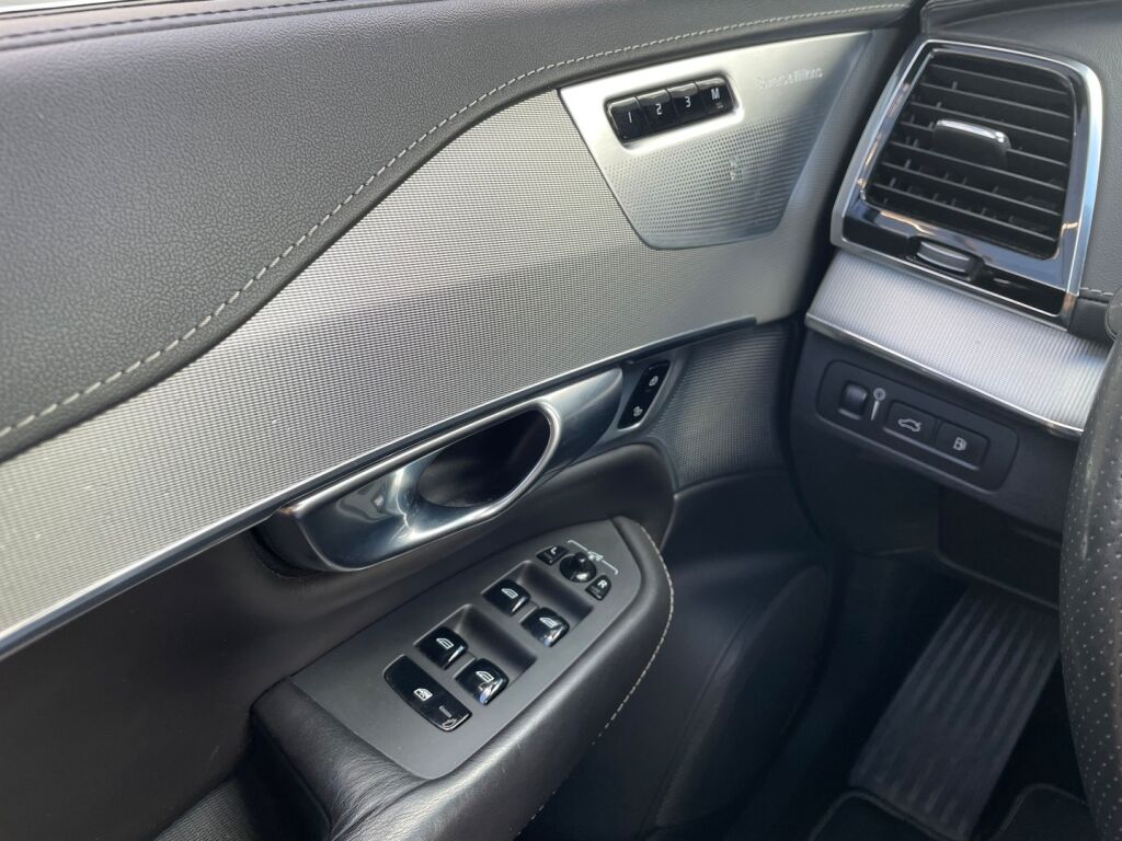 Volvo XC90 2017 Sininen