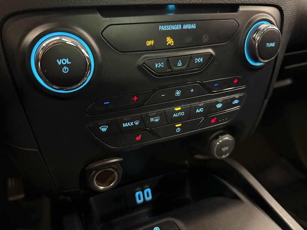 Ford Ranger 2021 Punainen