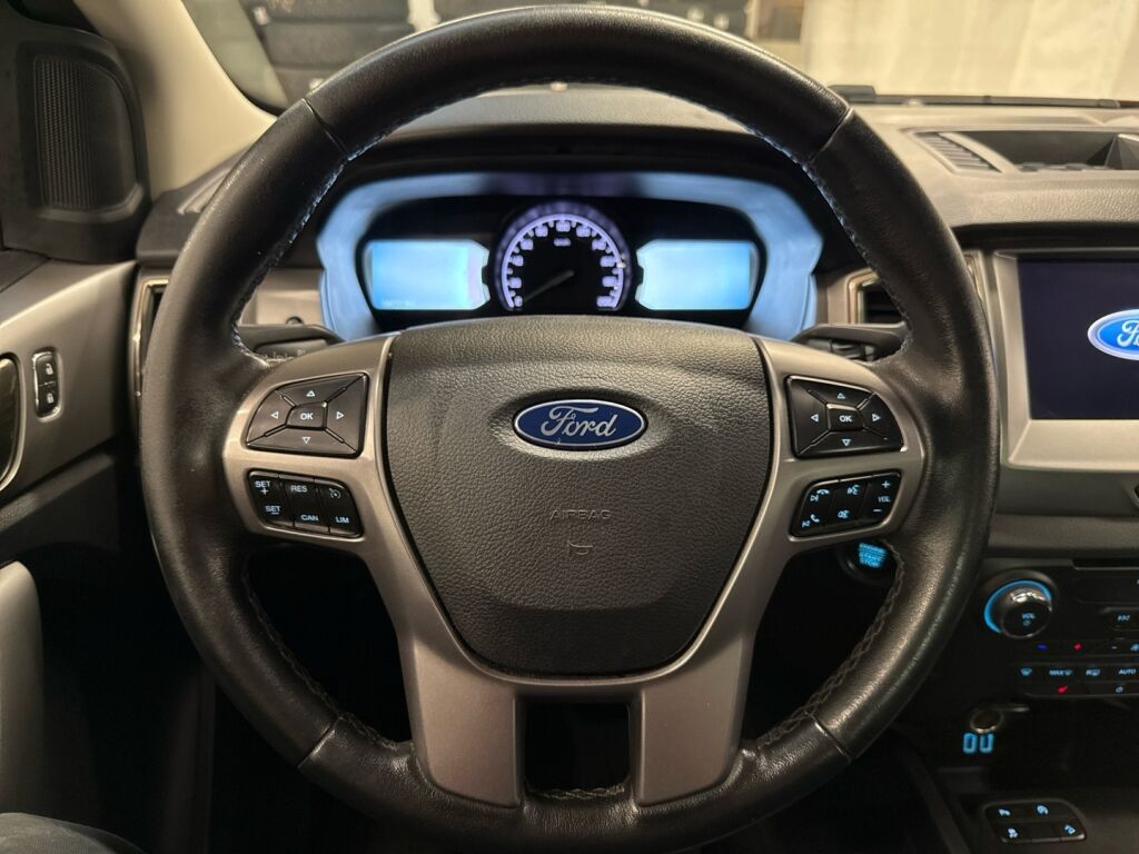 Ford Ranger 2021 Punainen