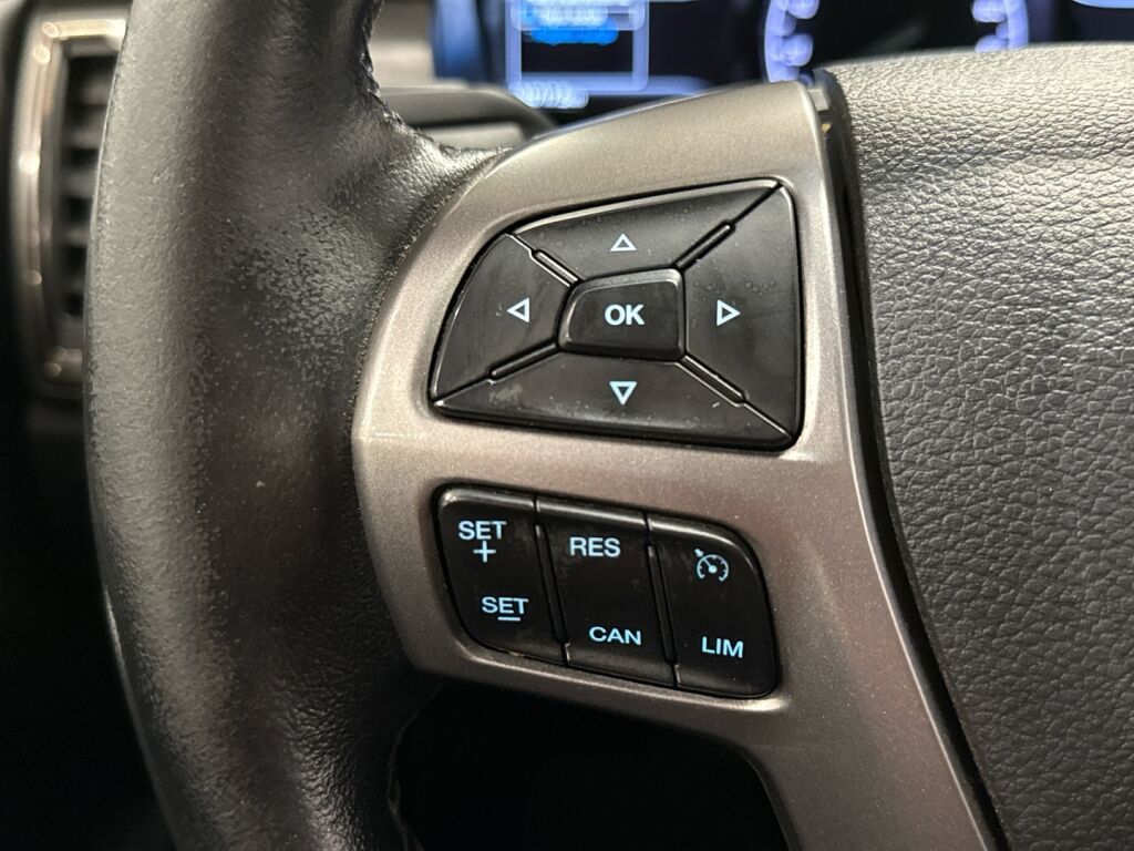 Ford Ranger 2021 Punainen