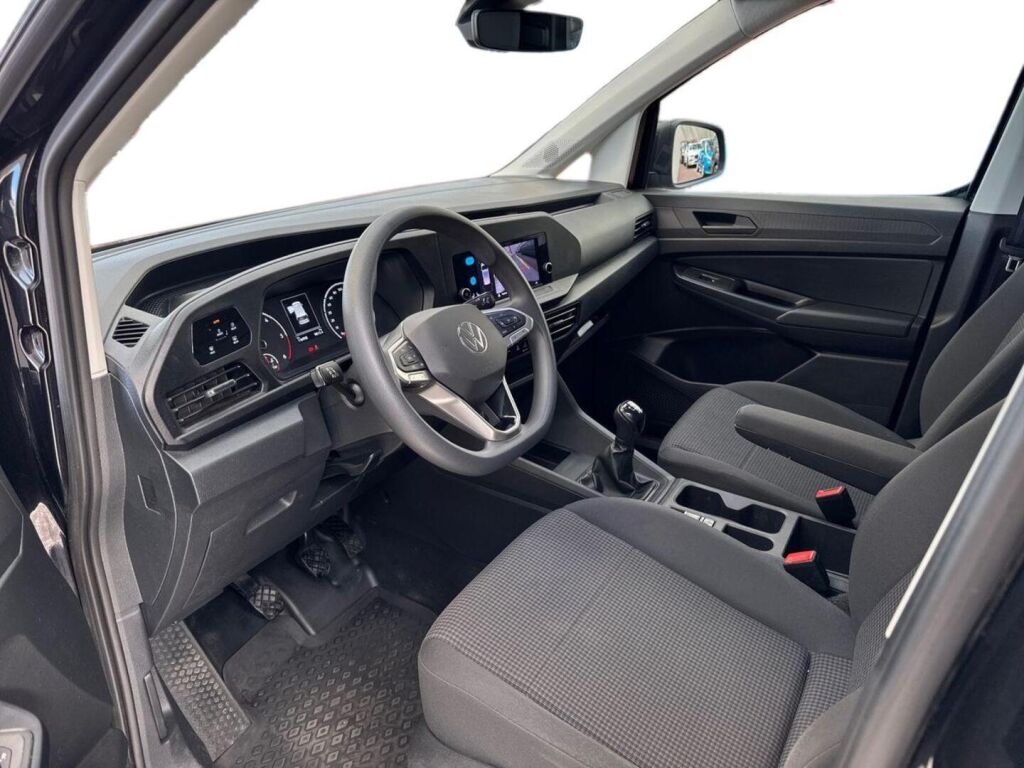 Volkswagen Caddy 2021 Musta