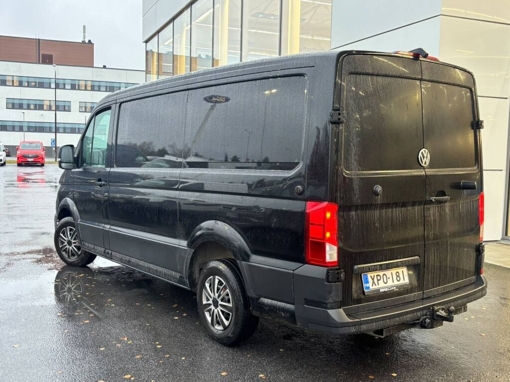 Volkswagen Crafter 2021 Musta