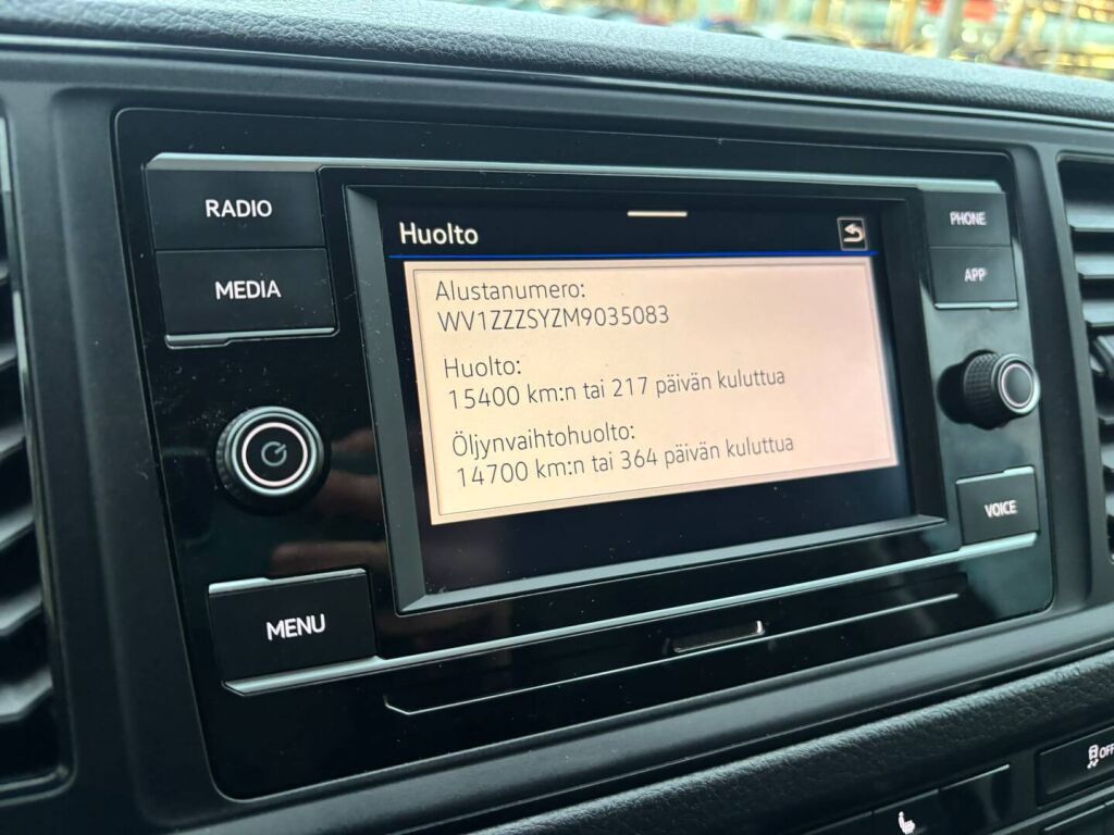 Volkswagen Crafter 2021 Musta