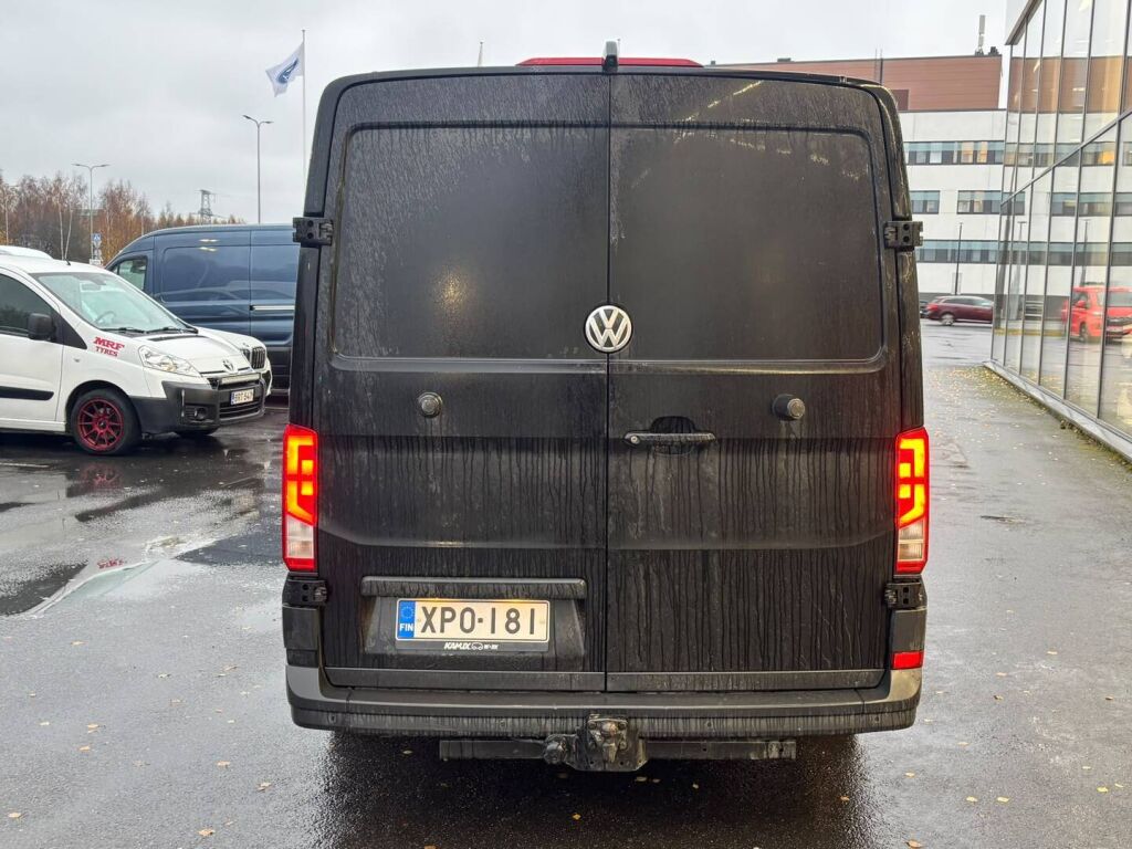 Volkswagen Crafter 2021 Musta