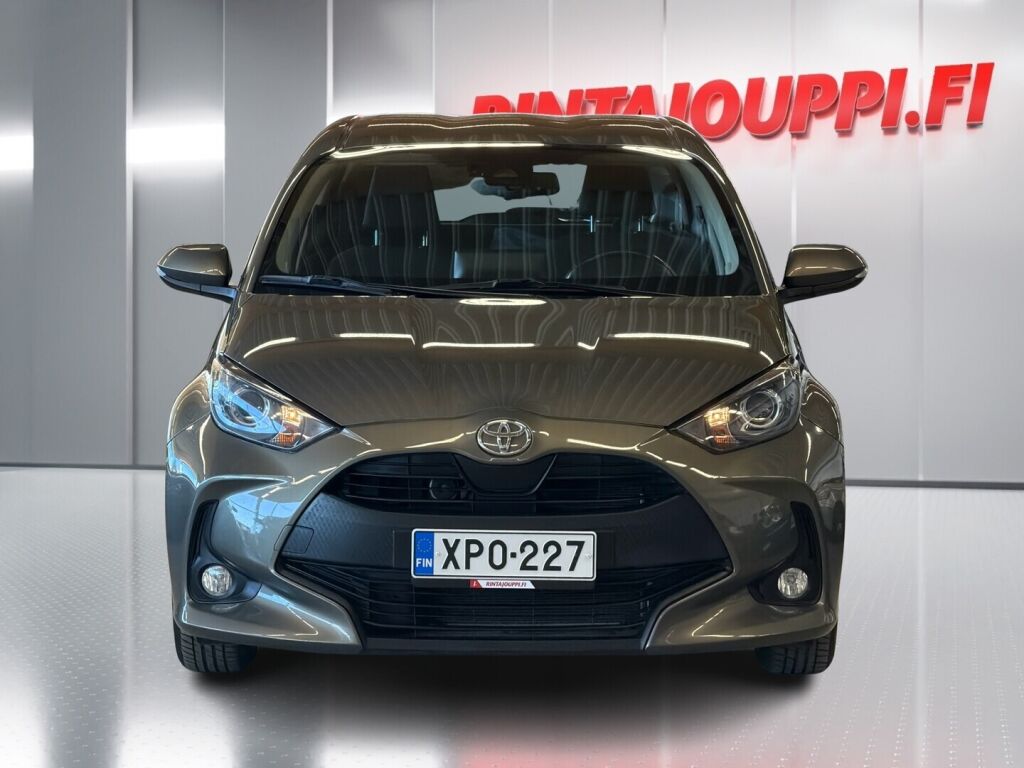 Toyota Yaris 2021 Ruskea (beige)