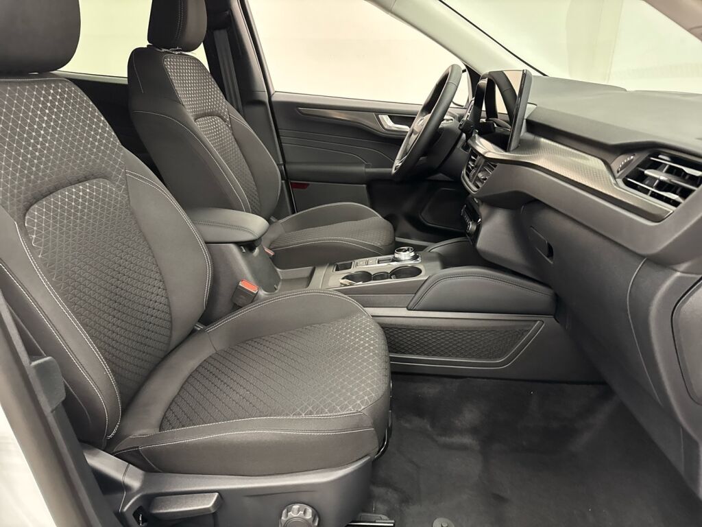Ford Kuga 2026 Valkoinen