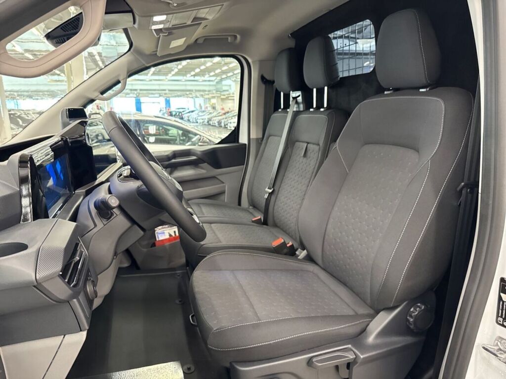 Ford Transit Custom 2026 Valkoinen