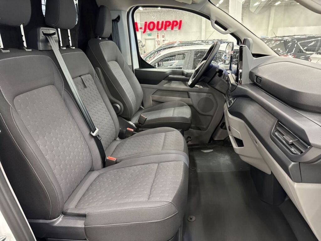 Ford Transit Custom 2026 Valkoinen
