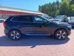 Volvo XC60 2023 Musta