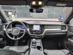 Volvo XC60 2023 Punainen