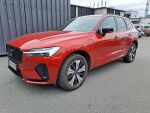 Volvo XC60 2023 Punainen